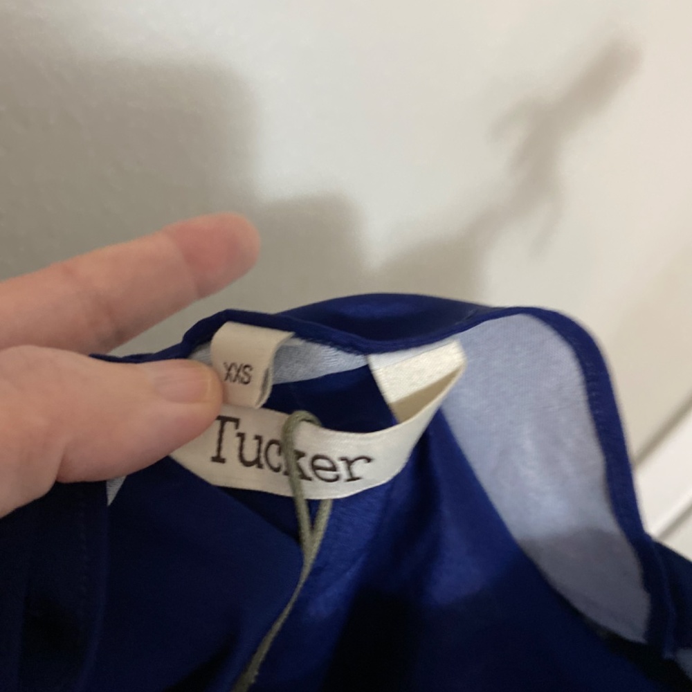 Tucker NYC Silk Dress - Picture 6 of 7